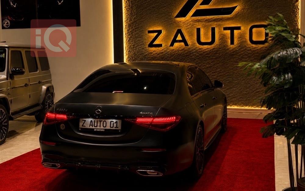Mercedes-Benz S-Class